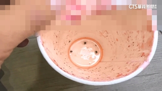 驚！　飲料喝到「攪拌棒碎片」　連鎖手搖：願賠醫藥費