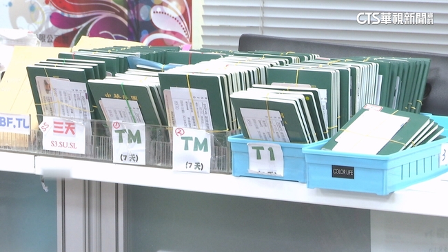 稱刪預算導致護照短缺遭質疑 外交部解釋:確實已實際影響民眾權益 | 華視新聞