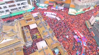 白沙屯媽祖進香32萬人　「粉紅超跑」急行軍挑戰極限