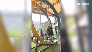 高手在綠博！　騎乘360度自行車　遊客狂轉41圈