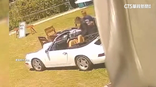 超跑停草坪遭2人擅坐上車　陌生男：以為展示車