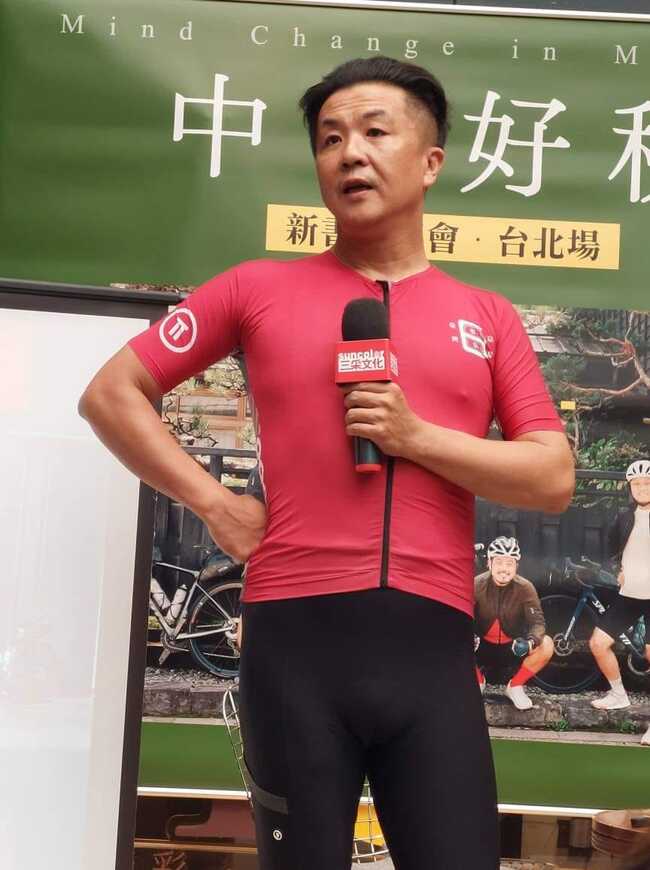 呂秋遠稱憂鬱拒看孩子　私生子生母「不會放過你」：你有什麼資格利用剴剴？ | 華視新聞