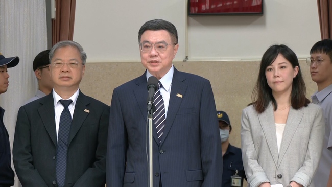 郭智輝遭爆圖利崇越設宴！　經濟部部長室澄清「未動用公務預算」　卓榮泰回應了！ | 華視新聞