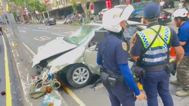 三峽重大車禍4人OHCA　新北檢成立專案小組進駐三峽分局　政院：已指示衛福部成立緊急醫療專案 | 華視新聞