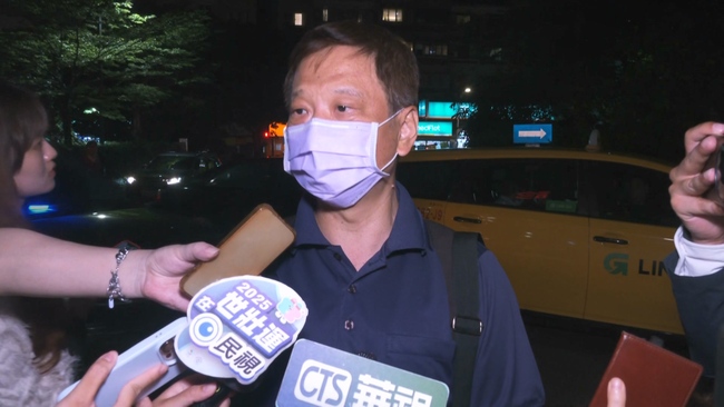 幫三峽車禍肇事駕駛護航引網不滿　里長黃家賢鎖臉書、不接電話：請憐憫我 | 華視新聞