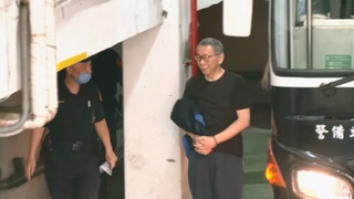 延押庭哽咽　柯文哲強調「不可能逃亡」：還不知道父親骨灰放哪、媽媽失智變嚴重