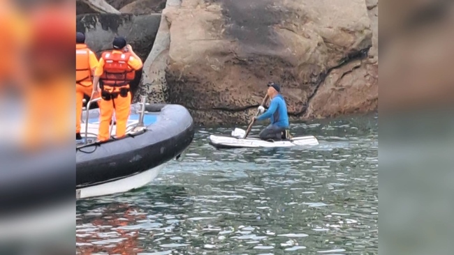 520兩陸男駕舢舨偷渡金門遭逮！　檢方聲請羈押獲准 | 華視新聞