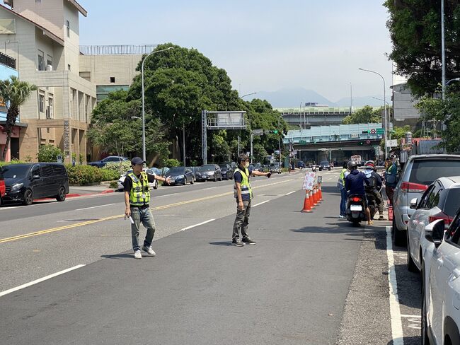 機車排氣攔檢　北市首推「快篩」民眾少等、效率倍增 | 華視新聞