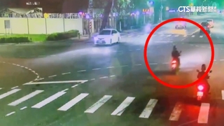 非酒駕非通緝！　女騎士連闖2紅燈拒檢自撞亡　警追逃逸原因