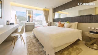 客控入住飯店遭開門伸手抽走房卡　業者：已調監視器釐清