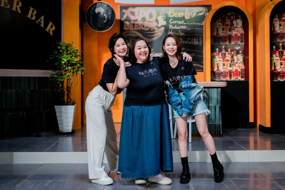 首演小三與林俊逸滾床！鍾欣凌笑：「對他是大挑戰」 | 鍾欣凌、丁寧、孫淑媚《拜六禮拜》飾演好閨蜜