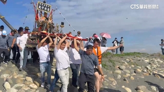 雲林「鎮西宮」端午特殊習俗　神轎「衝海裡舀水」遙祭祖廟