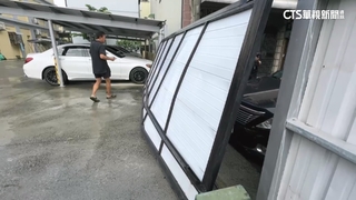 要從鄰居家通過遭拒！　男撞大門落跑　身分疑「砸車主嫌」