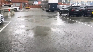 梅雨鋒面報到！　雨彈狂炸全台　氣象署：南部防豪雨
