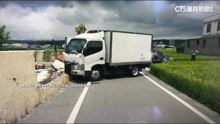 車禍撞破牆！　黃金獵犬湊熱鬧追人　阿嬤出大絕「騎回家」