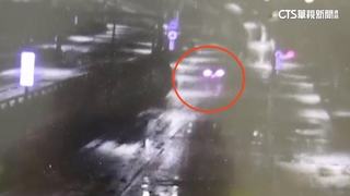 疑未注意路況！新北環快76歲駕駛自撞橋墩　送醫不治