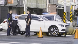 快變汽車「展示台」！　彰化行人庇護島「2個月連5撞」