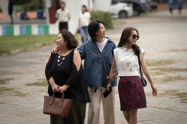 《拜六禮拜》鬆一咧！孫淑媚攜手乱彈阿翔打造最chill主題曲 | 華視新聞