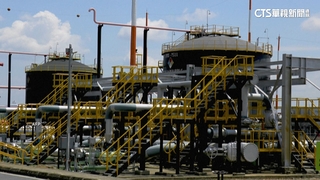 中東戰火脅荷莫茲海峽　專家：油價恐飆至130美元