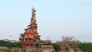 拒絕拆遷！　貴州釘子戶成「中國版霍爾的移動城堡」