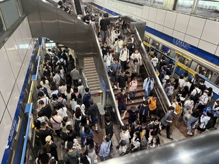 上班尖峰！板南線「列車異常」延誤至少15分　北捷曝原因