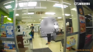 恐怖隨機攻擊　民眾超商結帳遭背插利器送加護病房