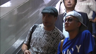 不滿坐頭等艙仍要讓路　陳冠希嗆空服員「讓你丟工作」