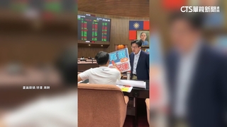 「示範帶」惹議！　郭國文舉「腳尾飯2.0」　黃國昌怒：白X