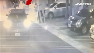 疑自撞車輪空轉燒胎　大樓地下室冒濃煙驚住戶