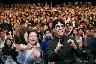 突宣布與賀瓏終止經紀合約　薩泰爾：理念不合