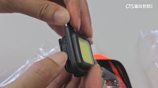 花蓮避難包手電筒突冒煙燒毀　消防局：個案.更換新品