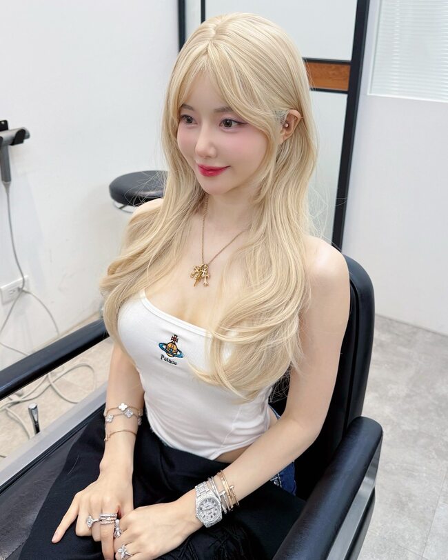 韓女神DJ近況曝！深夜連發假髮照 誓言「找回曾經的自己」 | 華視新聞