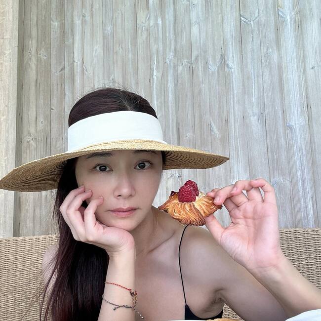 名醫丈夫傳「事業危機」！診所發聲明駁斥 陳怡蓉親上火線回應了 | 華視新聞