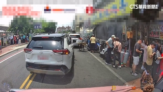 民雄鵝肉店饕客多湧車潮　計程車卡路中！交通亂