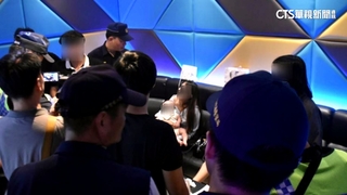 深夜抱7月嬰K歌！　警勸離　20歲母：再唱一下就走