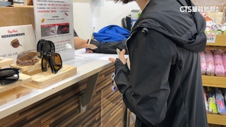 雨傘脫線換貨被註記「奧客」　業者致歉允退費