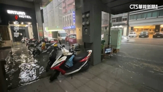 颱風外圍環流挾豪雨！　台中多處積水　馬路變「河流」