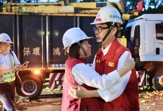 颱風重創嘉義！陳其邁火速派員馳援　黃敏惠擁抱答謝