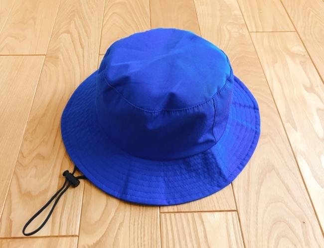 帽子內緣泛黃怎麼辦？達人曝1神物徹底去垢　衣物清潔也適用 | 華視新聞