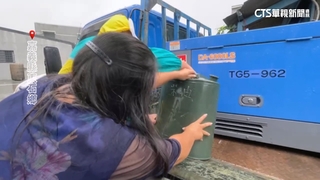 嘉義東石掌潭村無電可用！　居民借發電機.買手電筒