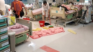 週二淹水慘況曝！　鹿基「樓梯像瀑布」醫護拿被單當沙包