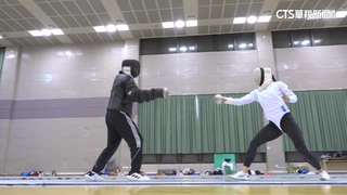 擊劍隊延續亞錦賽奪牌氣勢　團隊氣氛融洽