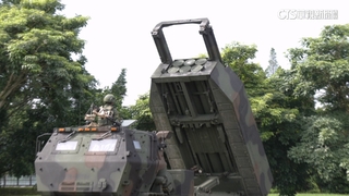 首在民間亮相！海馬士多管火箭演練　精準.機動成亮點