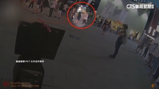 罷免投票倒數衝突多！　罷團志工宣講遭男當街「奪麥」