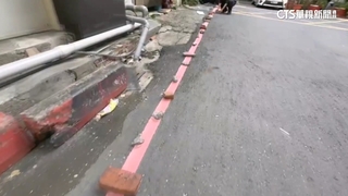 廟宇發壽麵　民眾排隊出奇招　筷子.瓶蓋.石頭全出動