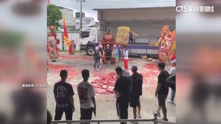 神轎衝廟鞭炮狂炸　恆春福德宮廟會8人燒燙傷