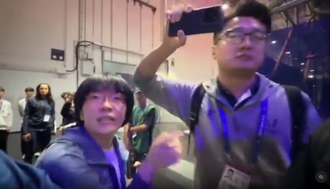 世大運跆拳道男團奪銀！中國隊搶賀電「鬧場」　體育署痛斥：野蠻暴力行為 | 華視新聞