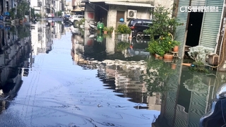 「家門前小河」！　年度大潮淹茄萣　居民憂未來變海世界