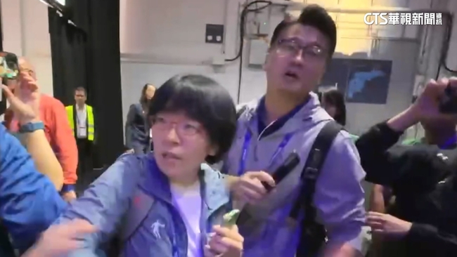 世大運跆拳道銀牌賀電！　中鬧場硬搶　體育署轟「野蠻」 | 華視新聞