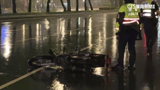天雨路滑！北投3機車連續追撞　騎士擦挫傷
